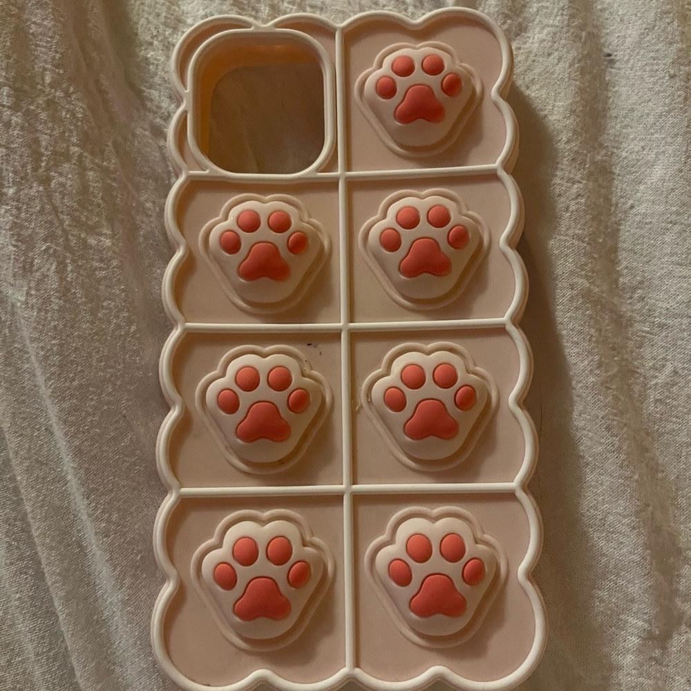 Apple IPhone 6 Plus With phone case